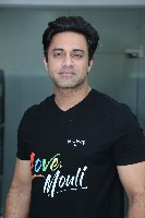 Navdeep Love Mouli Movie Interview